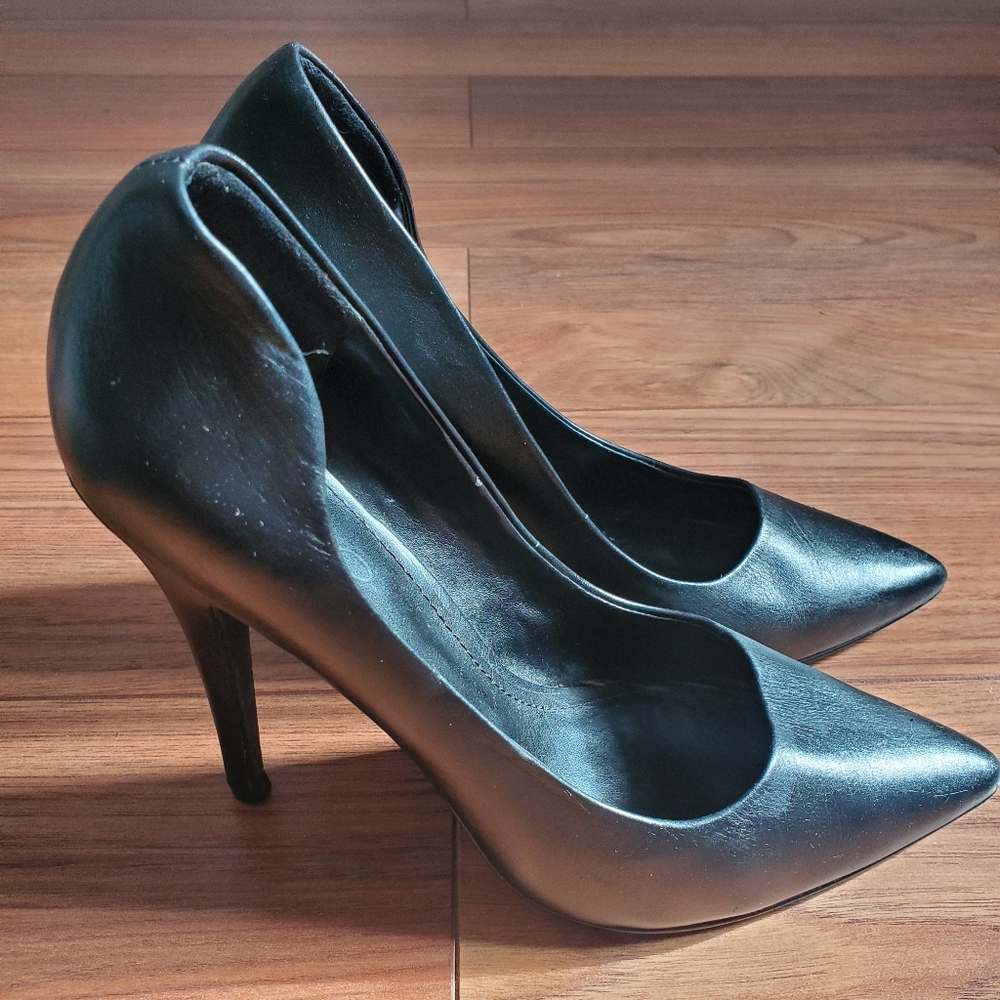 Real leather 4" black heels